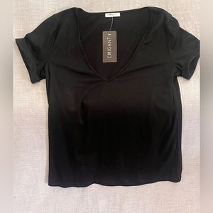 Black deep v T